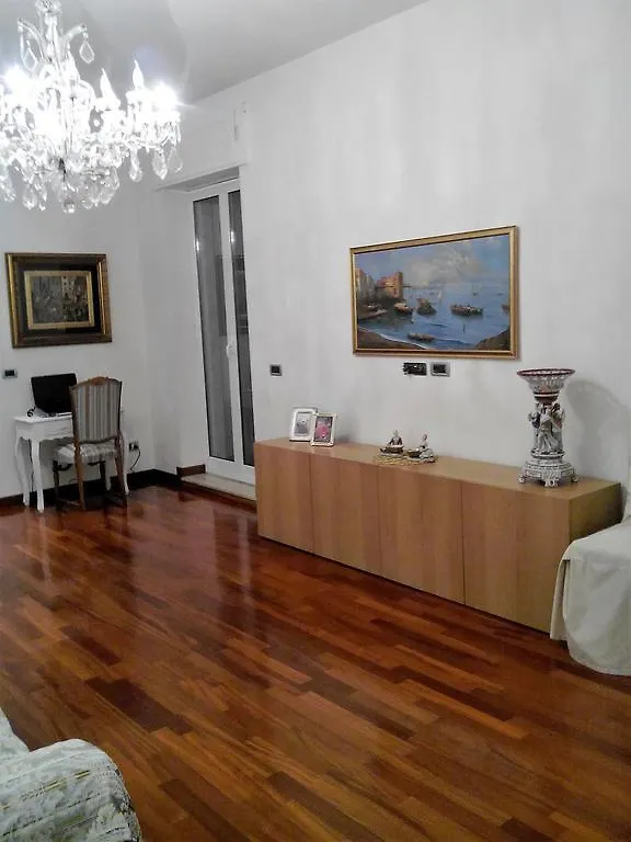 Dolce Vita Vomero Naples Homestay