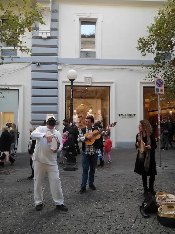 Dolce Vita Vomero Naples