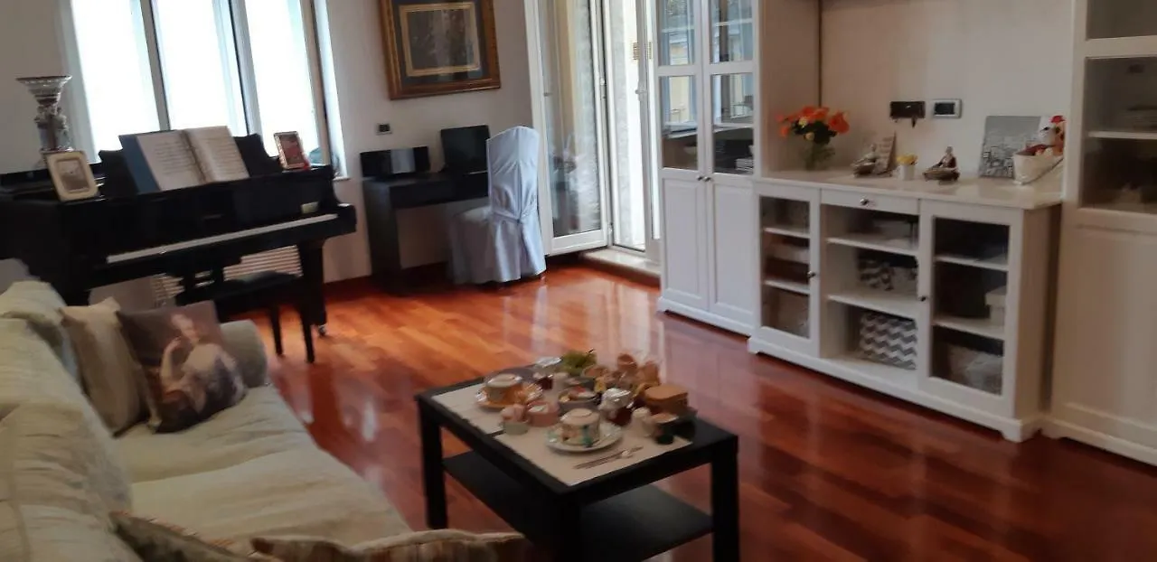 Homestay Dolce Vita Vomero Naples Italy